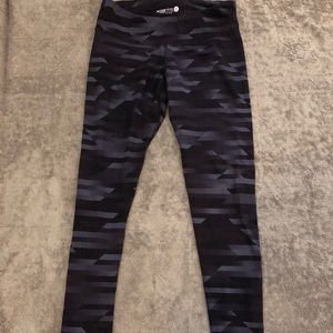 Old Navy active wear leggings
